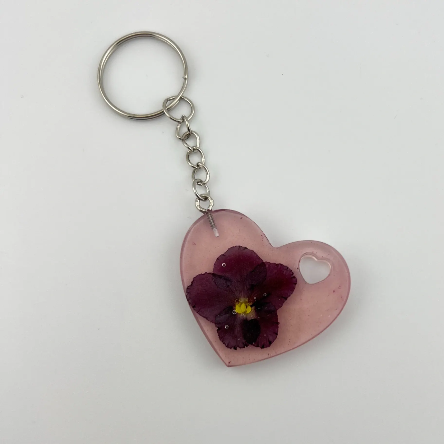 Přívěsek, pryskyřice, srdce, fialka