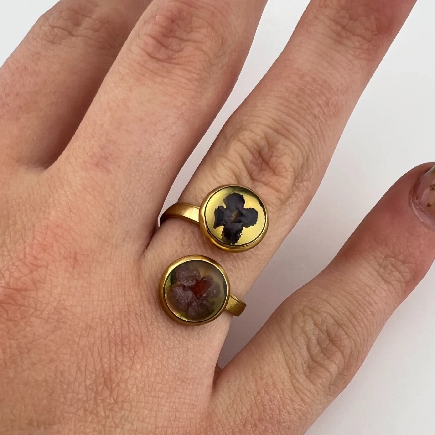 Prsten, pryskyřice, kulatý, květy, zlatý 3