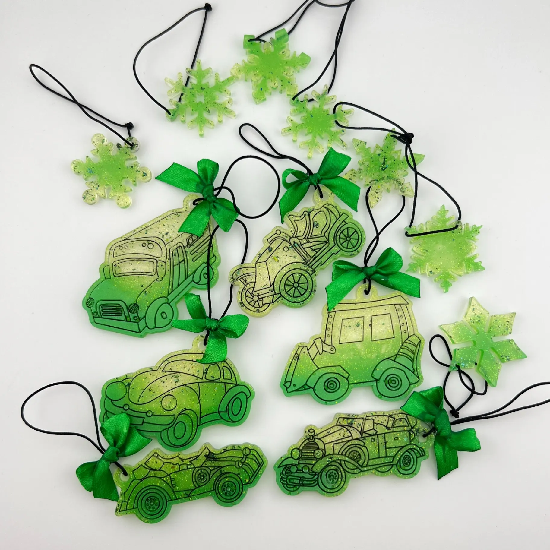 Sada vánočních ozdob, pryskyřice, zelená 1